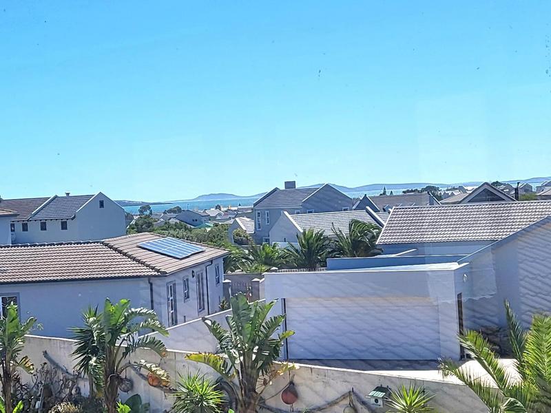 3 Bedroom Property for Sale in Country Club Western Cape